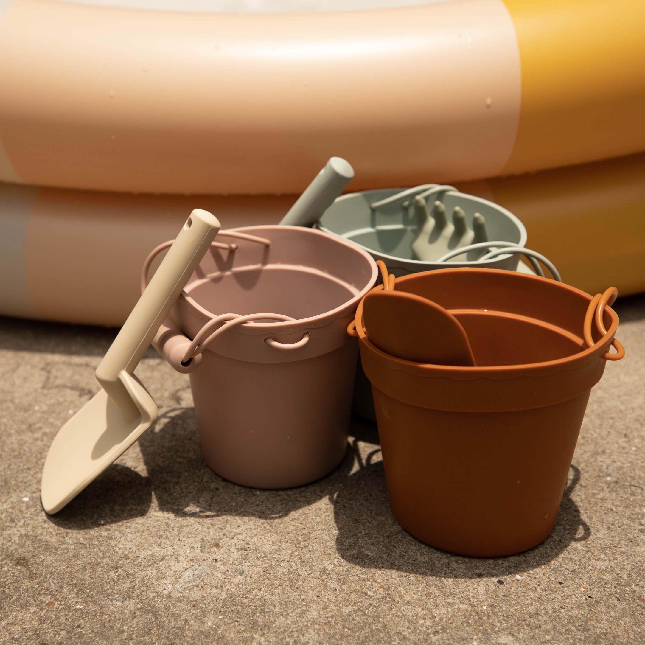 Personalized Silicone Beach Toy Set (Clay)