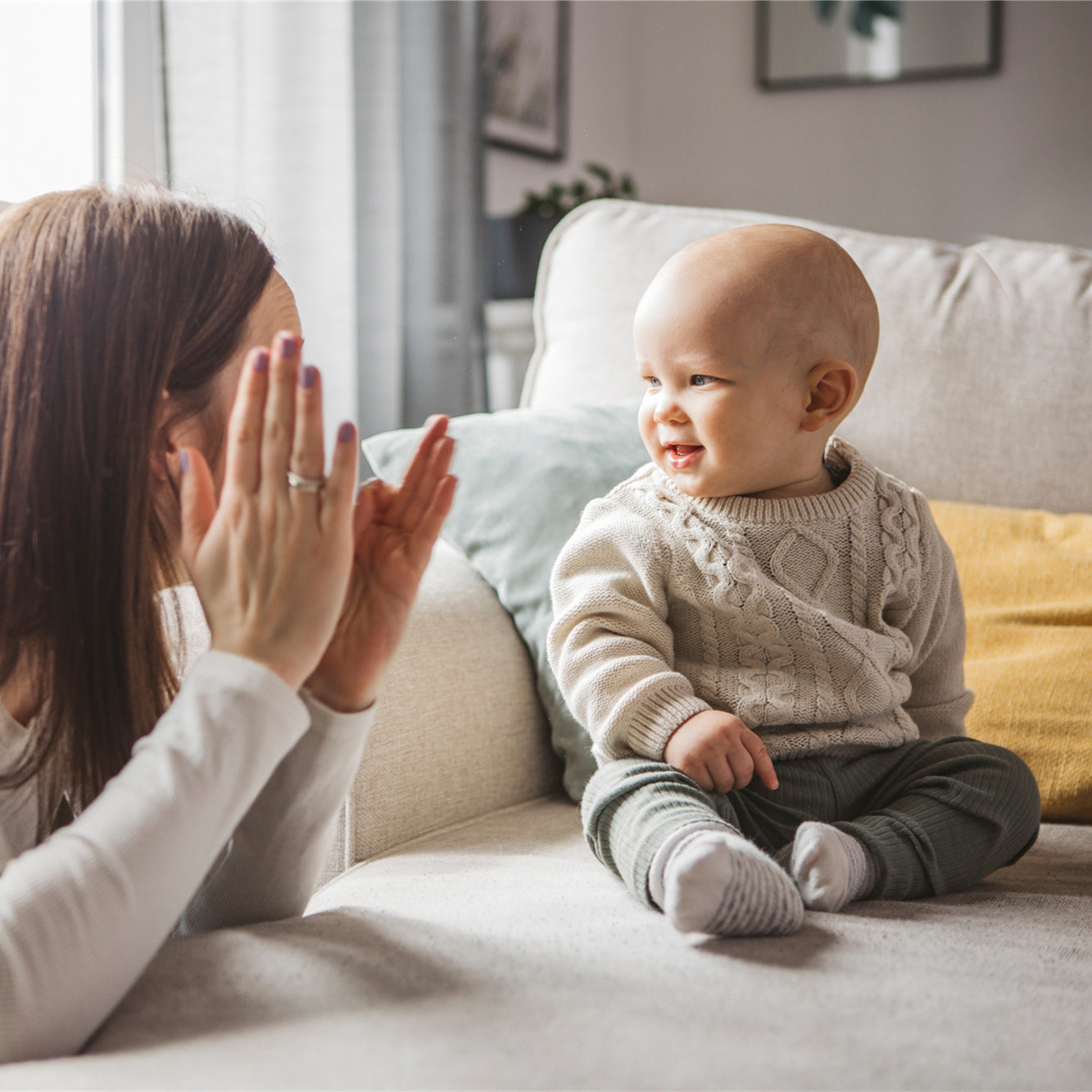 Baby Sign Language vs. Verbal Language: Which is Better | Moonkie