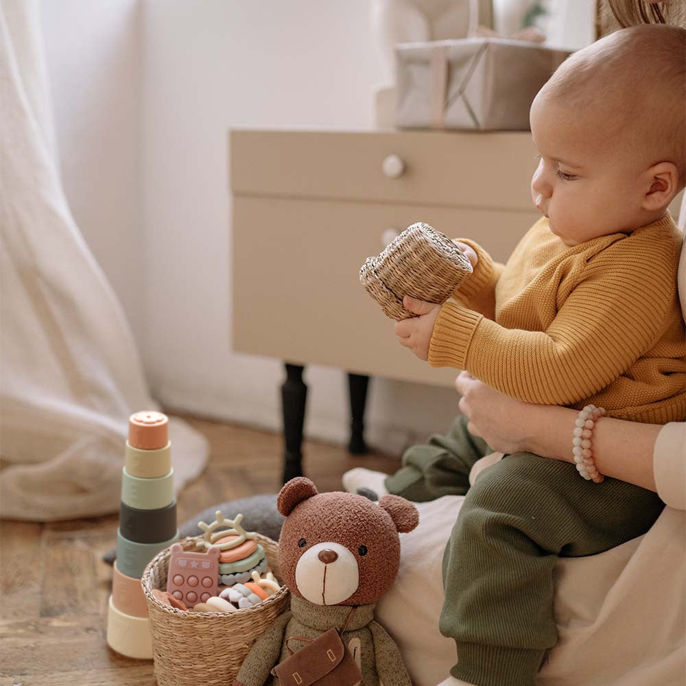 Easing the Burden of New Parenthood: How Silicone Baby Products Enhance Your Parenting Experience