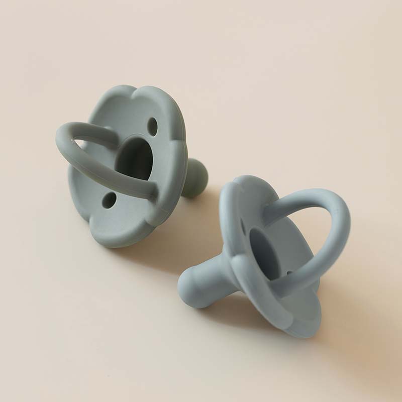 Silicone Pacifier Set (2-Pack)